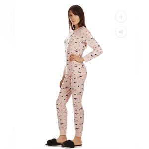 Me Moi Collection Women’s Ski Chalet Two-Piece PJ Set Size Medium